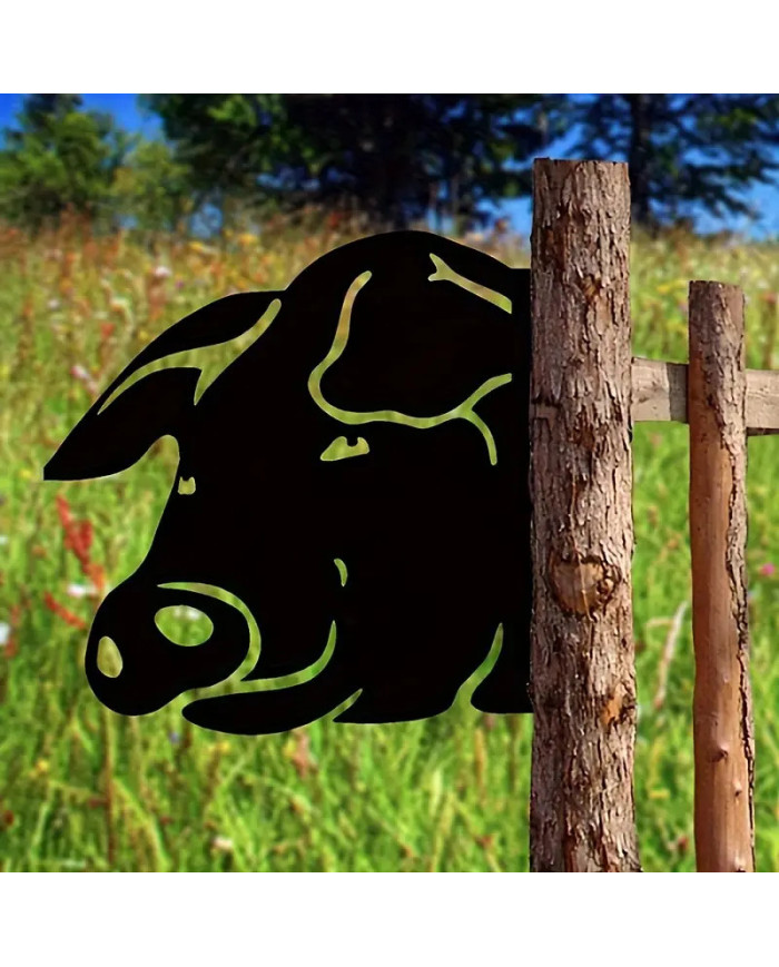 Novelty Piglet Fence Sign