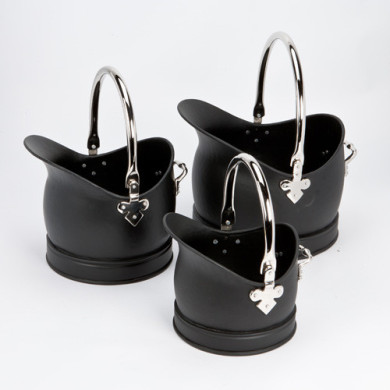 Black And Silver Handle Bucket